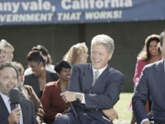 特朗普和马斯克并不是第一个进行大幅削减的人，克林顿时代“重塑政府”挽救了数十亿美元