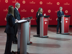 加拿大自由党领导人候选人争论谁最适合与特朗普打交道