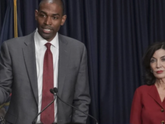 纽约州州长和她的二号人物之间的争执沸腾了