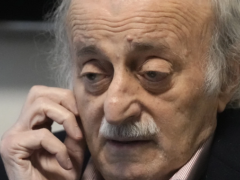 著名的黎巴嫩德鲁兹教领袖表示，随着与以色列的紧张局势升温，他将很快访问叙利亚