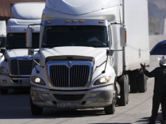 墨西哥表示将对美国征收报复性关税，详情将于周日公布