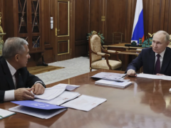 俄罗斯津津乐道特朗普与泽连斯基的争吵，并指责乌克兰和欧洲盟友好战