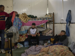 以色列的突袭导致约旦河西岸数万人流离失所。现在，几乎没有地方可以避难了