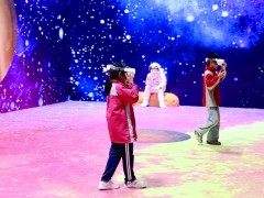 乡村少年逛航展 “沉浸式”体验科技成果