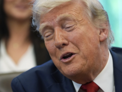 在加拿大大选前几天，特朗普坚称加拿大需要美国胜过美国