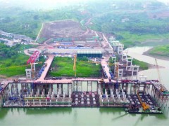 涪陵港区清溪作业区5000吨级泊位主体工程建设过半