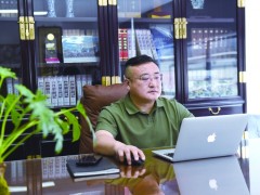 谭小刚：游子归乡“测”未来