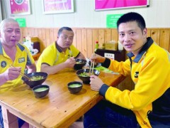 为“小哥”破难题 “爱心三件套”全面上线