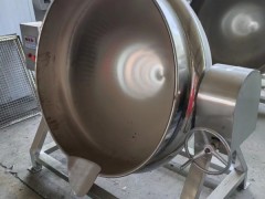 果酱熬制夹层锅奶豆腐熬制搅拌锅牛肉卤煮锅可倾式火锅底料炒料机