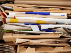 ​囤快递纸箱隐患多！释放有毒气体、滋生病菌还引火，拆完建议这样处理